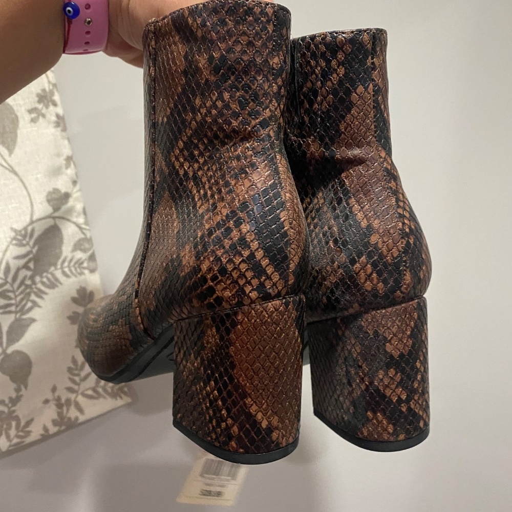 Booties - Picture 4 of 5